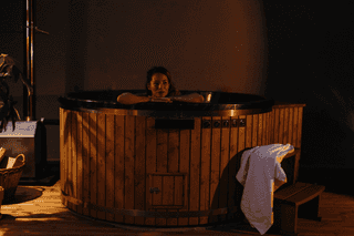 Beneficii hot tub - Reducerea stresului și anxietății